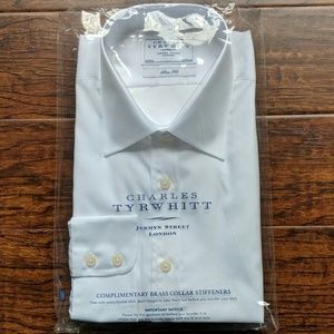 Slim fit white long sleeve dress shirt